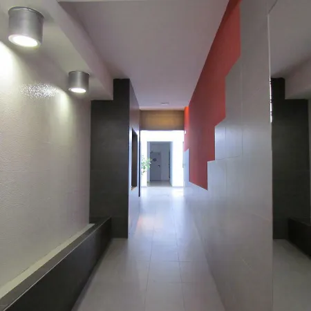 Plaza Montano Apartment Malaga